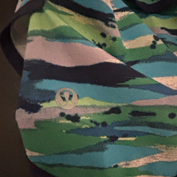 Lululemon Athletica Blue and Green Athletic Shorts with Stretchy Fit - Picture 3 of 3